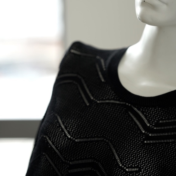 Vince Knit Sweater in Black - Size Small - Picture 4 of 7